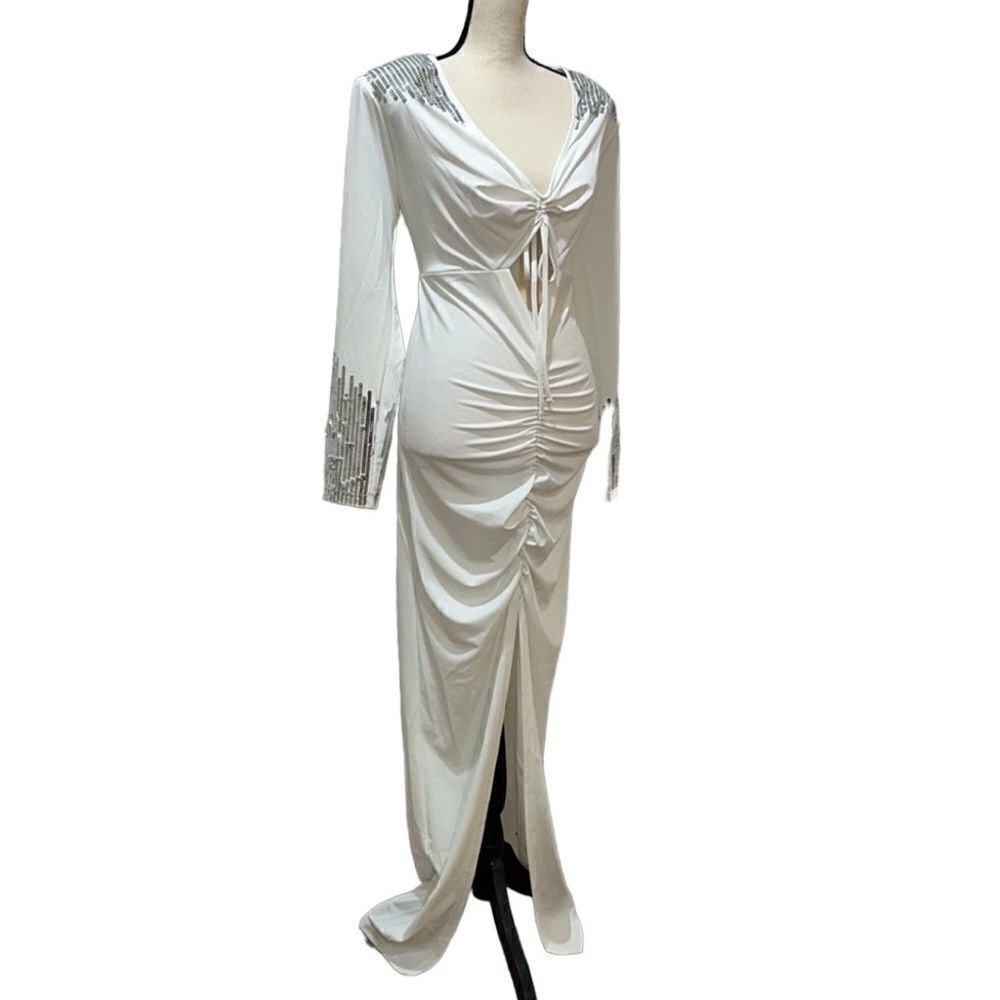 FTF Sequin Detail Keyhole Gown (flawed) - Picture 4 of 16
